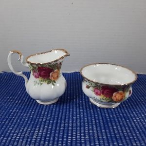 Royal Albert Old Country Roses Creamer And Sugar Bowl